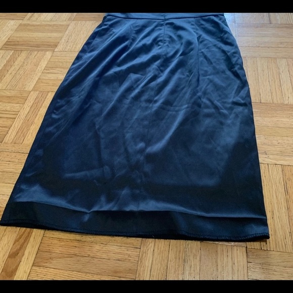 Le Chateau Empire Waist Dress - Picture 4 of 5